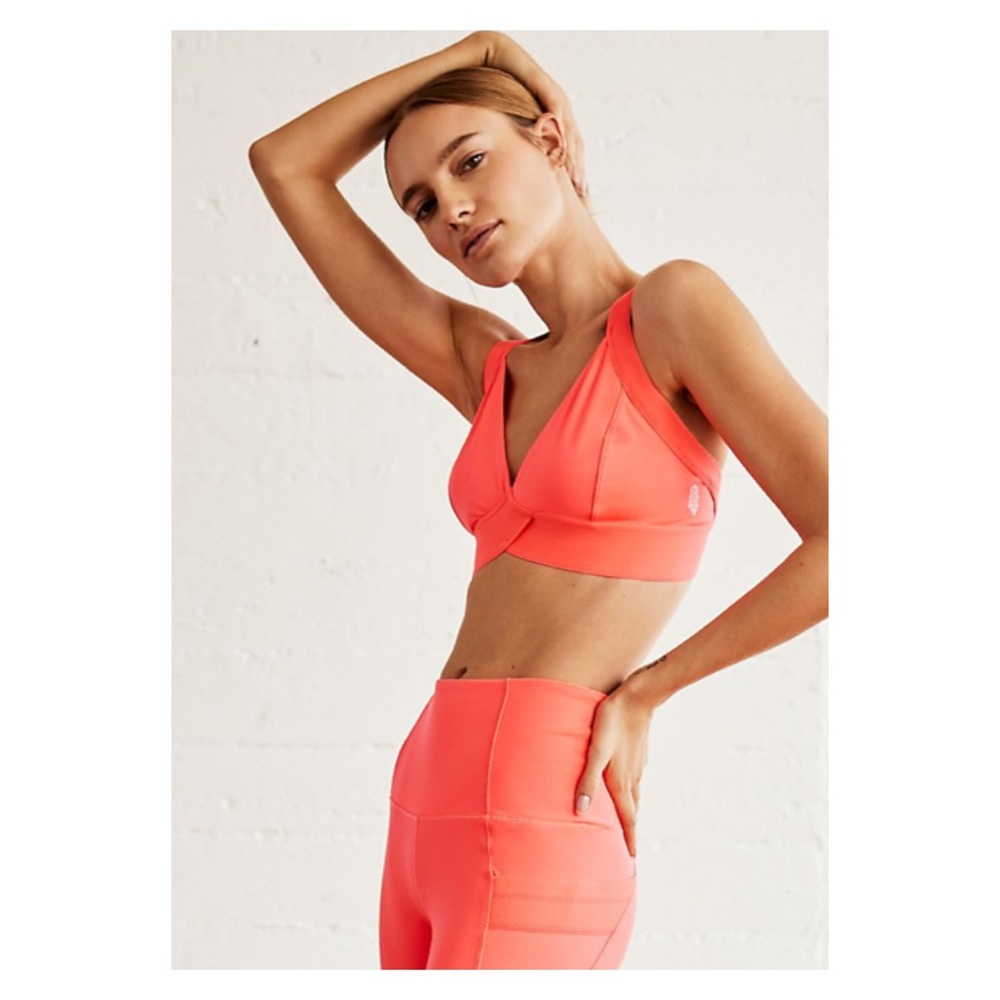 ❌SOLD OUT❌ Free People Movement End Game Bra Neon Coral - Picture 4 of 4